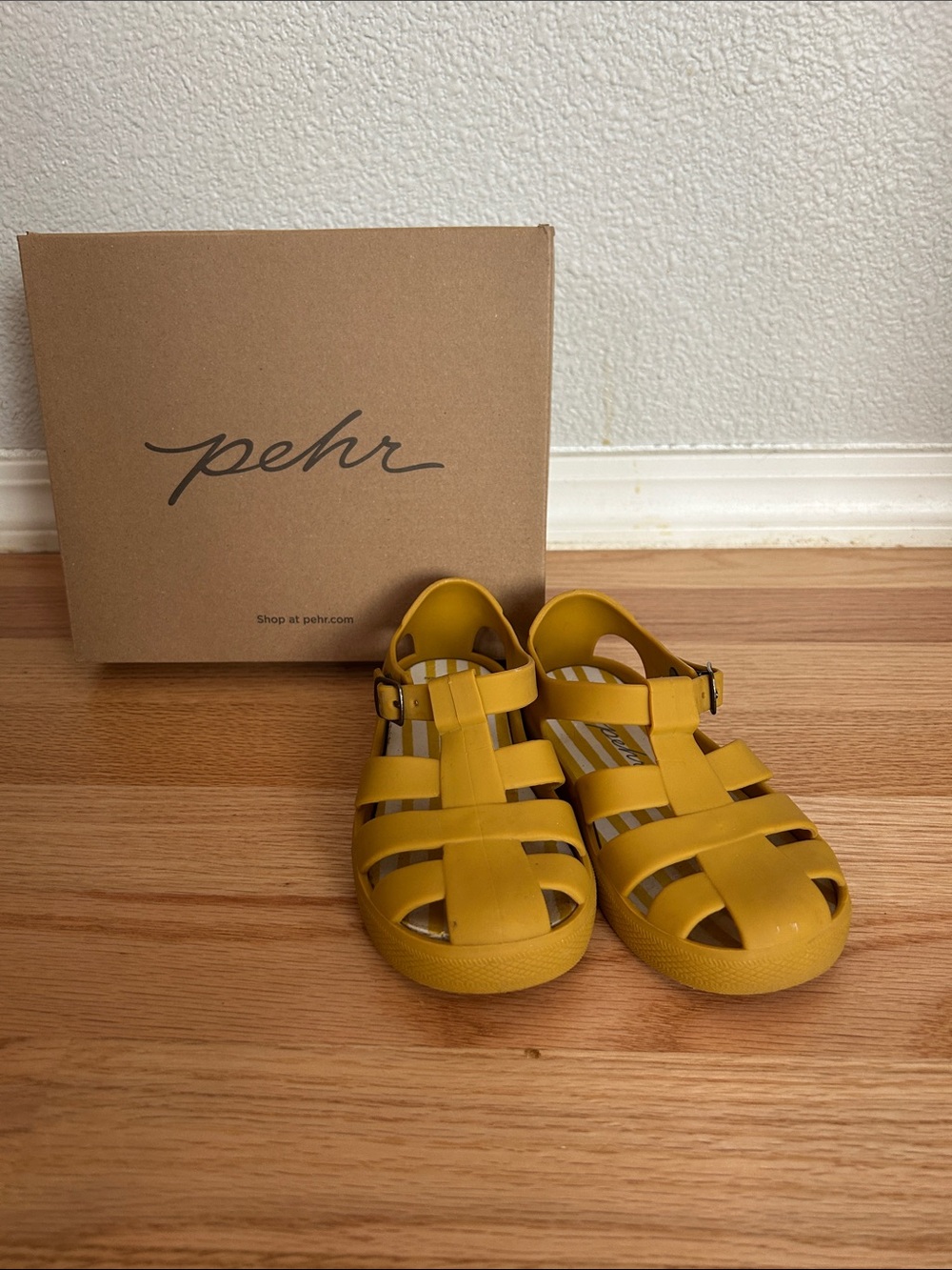 Pehr Kids' Honey Yellow Jelly Fisherman Sandals